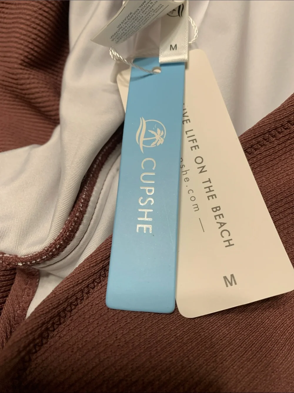 Cupshe •88% polyester
